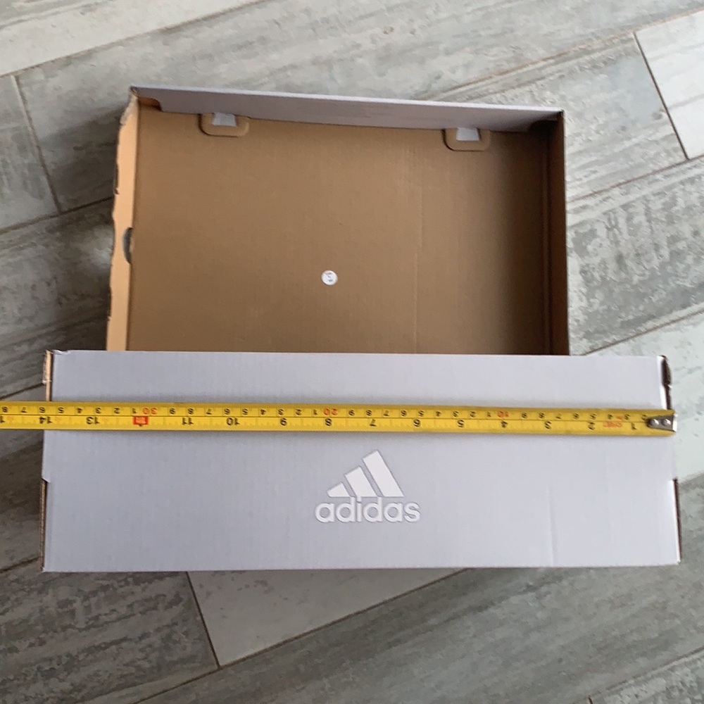 Adidas Gift Wrap Packaging Shoe Box - Picture 2 of 11
